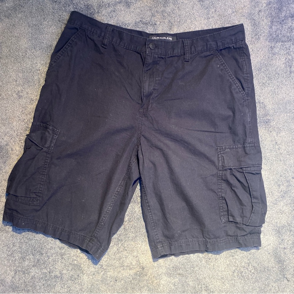 Calvin Klein Jeans Black Cargo Shorts Relaxed Fit